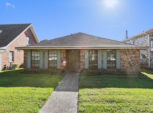 405 Park Ridge Dr, River Ridge, LA 70123