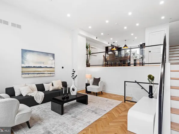 1328 S Woodstock St, Philadelphia, PA 19146