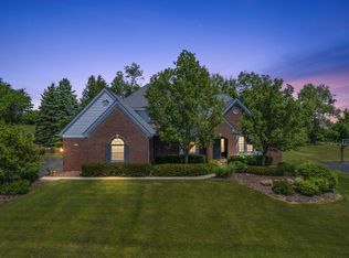 7810 High Ridge Ct, Clarkston, MI 48348