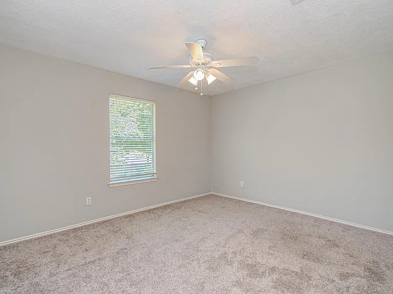 16126 Coleburn Dr — Photo 21