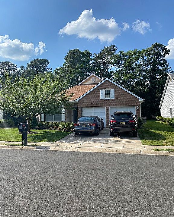 1st image of 1765 Sweetbay Dr