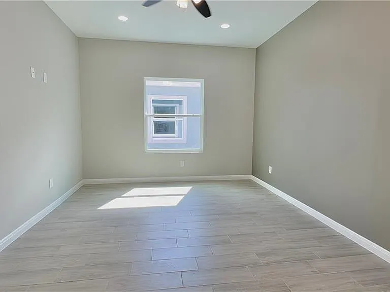 5605 Northwestern Ave #4 — Photo 17