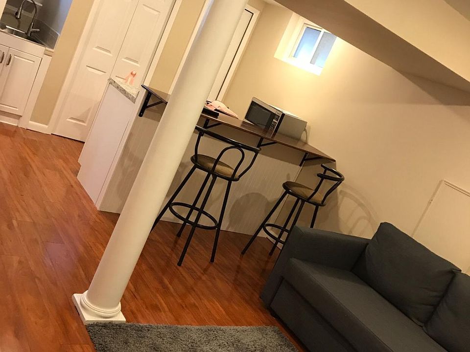 1st image of 15333 Edgehill Dr