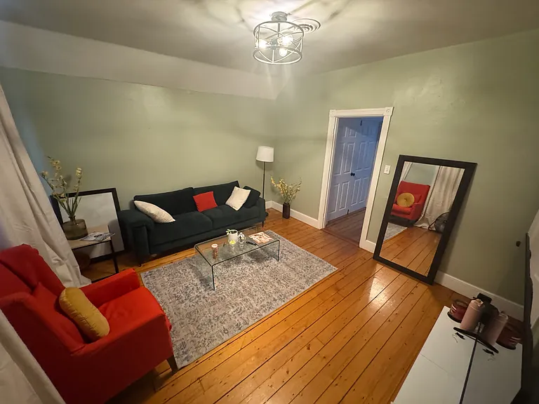 63 Pitman St — Photo 8