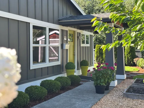 846 Phoenix St NE, Olympia, WA 98506