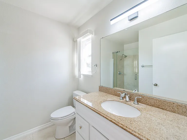 12 Windrow — Photo 16