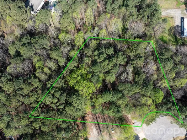 3486 Mooring Pl, Sherrills Ford, NC 28673