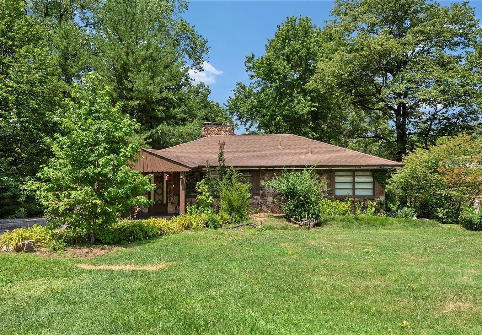445 Susan Rd, Saint Louis, MO 63129 Zillow