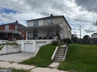 910 W James St, Norristown, PA 19401