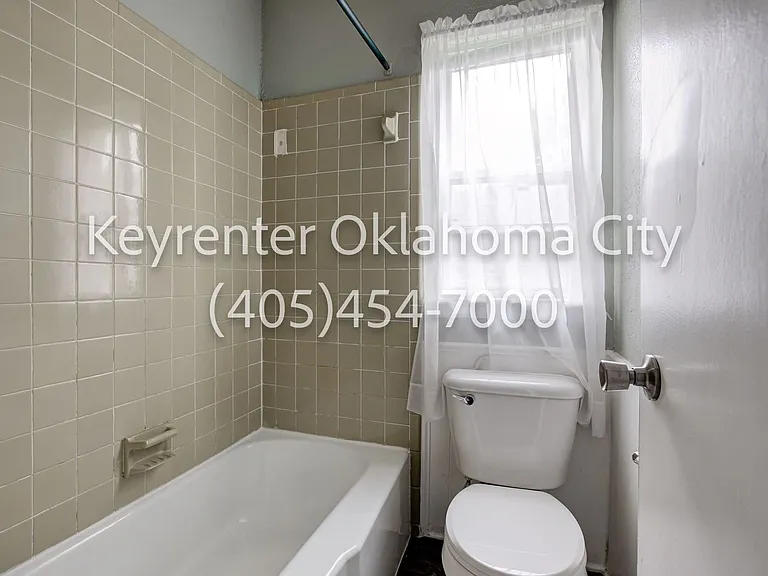 128 Mount Vernon Dr — Photo 26