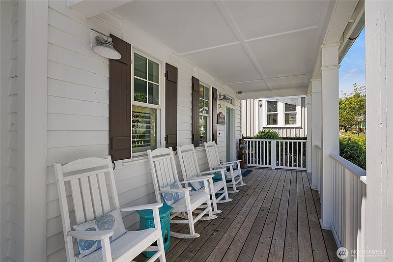 3rd image of 228 Meriweather Street