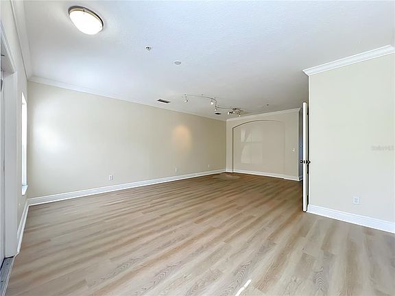 4th image of 13232 DANIELS LANDING CIRCLE