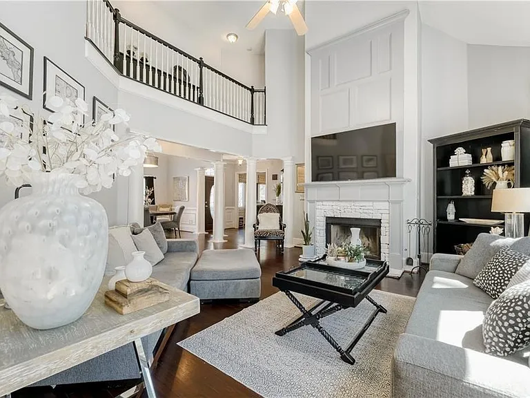 14124 Hopewell Rd — Photo 3