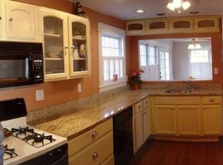 2505 Thomas Rd, Valparaiso, IN 46383