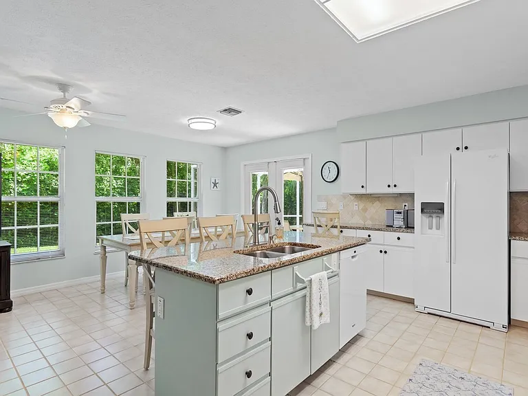765 Date Palm Rd — Photo 8