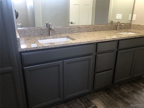 5th image of 7744 Mesa Vista Drive