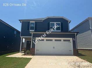 828 Ottawa Dr, Garner, NC 27529