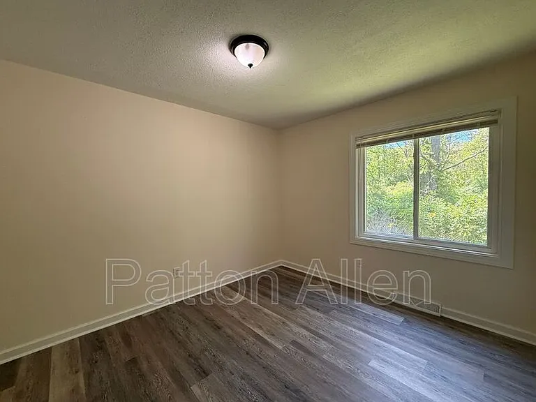 55 Dawnwood Cir — Photo 19