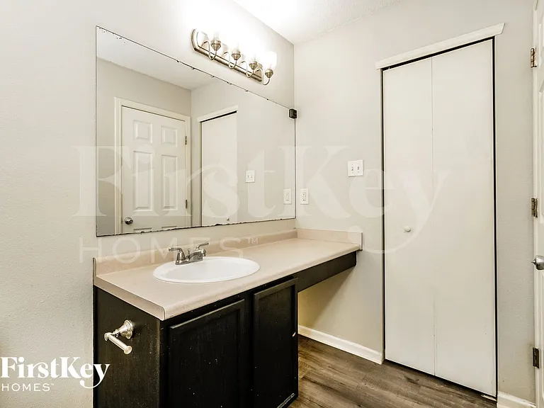 2732 Redland Ln — Photo 12