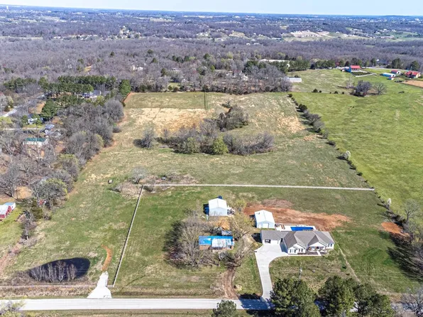 Weir Rd, Fayetteville, AR 72704