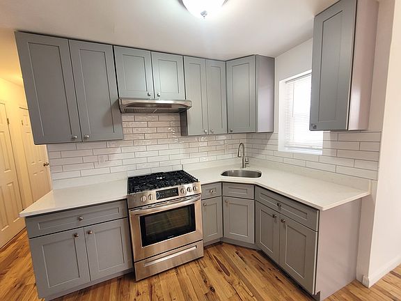 3rd image of 3153 Wissman Ave #2