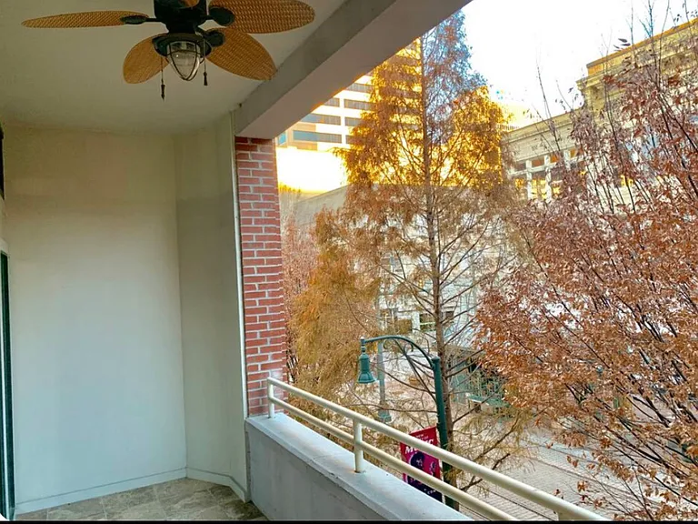 95 S Main St #201 — Photo 4