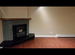 3902 Iowa Dr, Anchorage, AK 99517