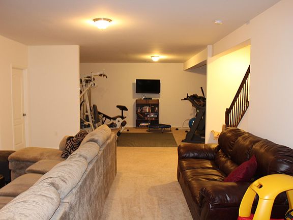 4th image of 13944 Barrymore Ct