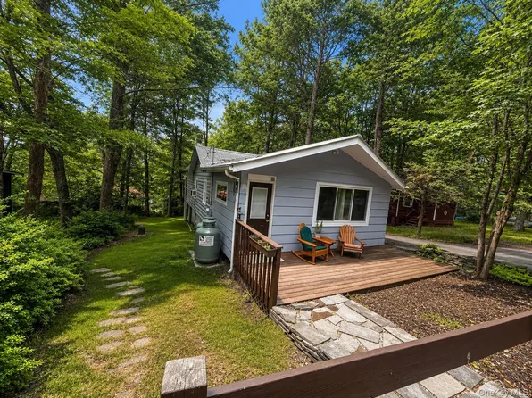 63 E Kenoza Place, Smallwood, NY 12778