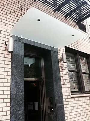 Rented by Ellis Group | media 12