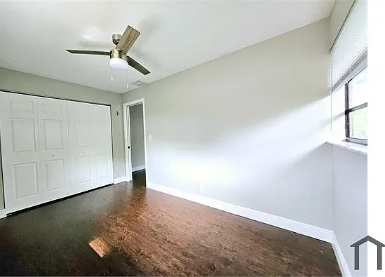 511 SW 15th St #B — Photo 8