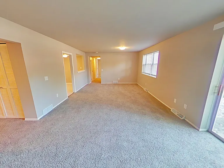 Woodland Reserve Apartments — Photo 51