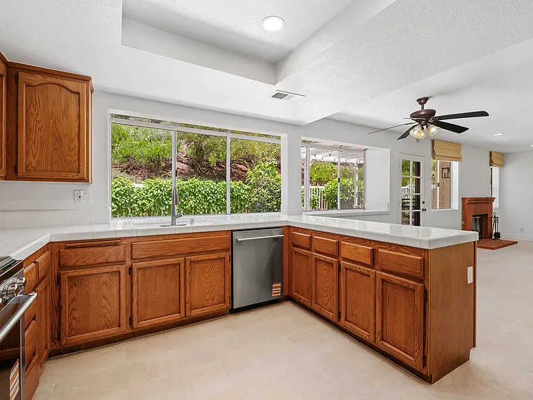 29441 Castle Rd — Photo 12