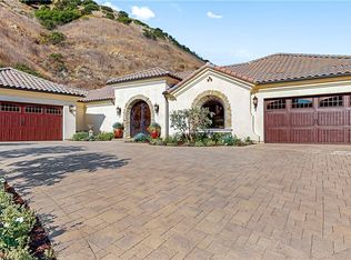 7021 E Hidden Oaks Ln, Orange, CA 92867