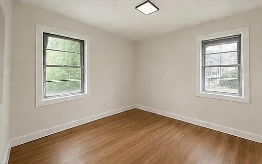 2499 Heard Ave #1 — Photo 5