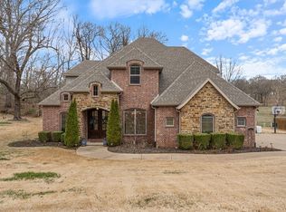 625 Chattin Cir, Bentonville, AR 72713