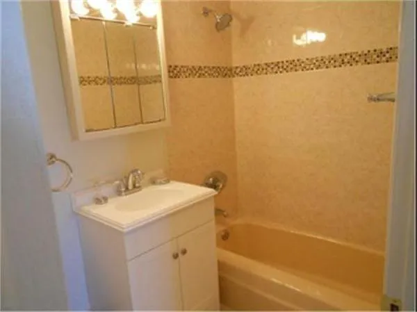 400 Savin Hill Ave #9 — Photo 9
