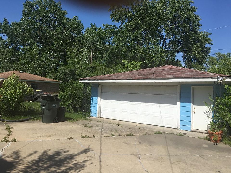 2nd image of 16351 Paulina Ave