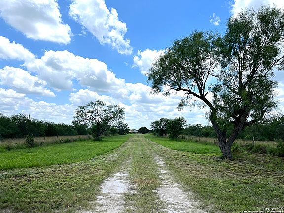 2nd image of 853 County Road 206