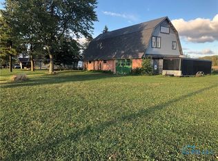 1627 S Fulton Lucas Rd, Swanton, OH 43558