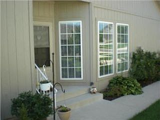 2nd image of 15579 Floyd Ln