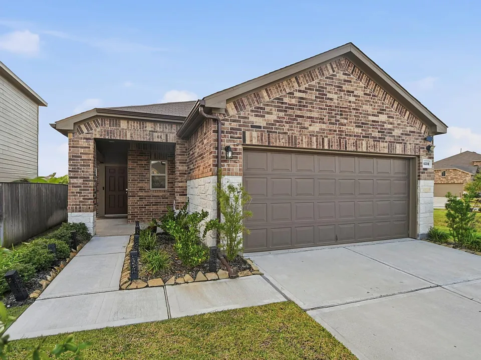 16306 Fontana Ct