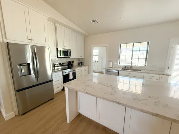 854 W Del Rio St, Chandler, AZ 85225