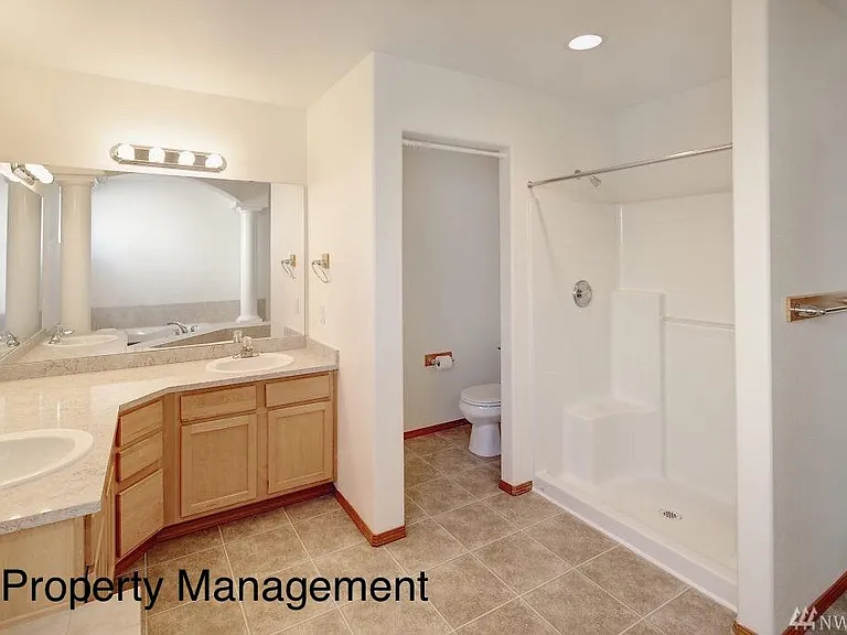 13418 33rd Dr SE — Photo 11