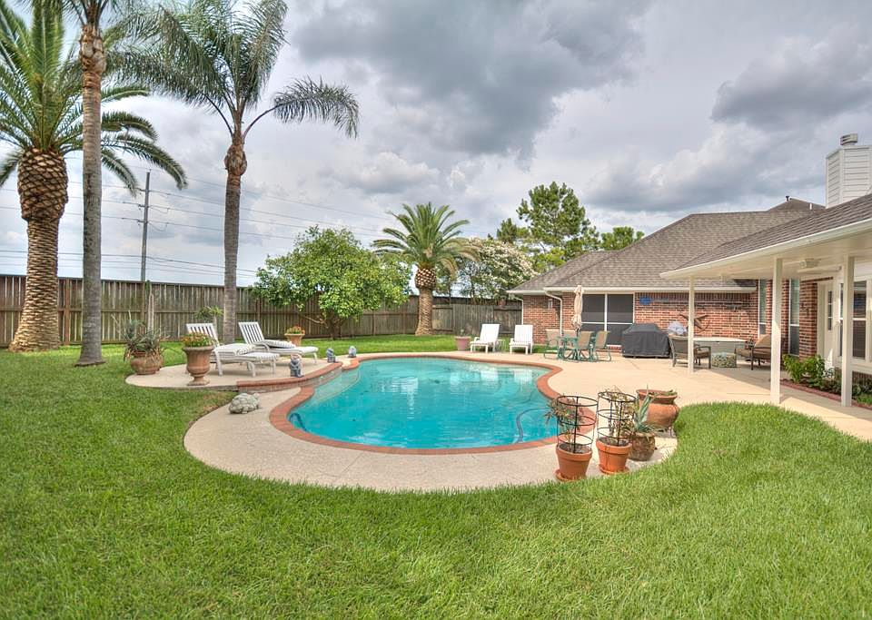 1st image of 1202 Sandpiper Ct N
