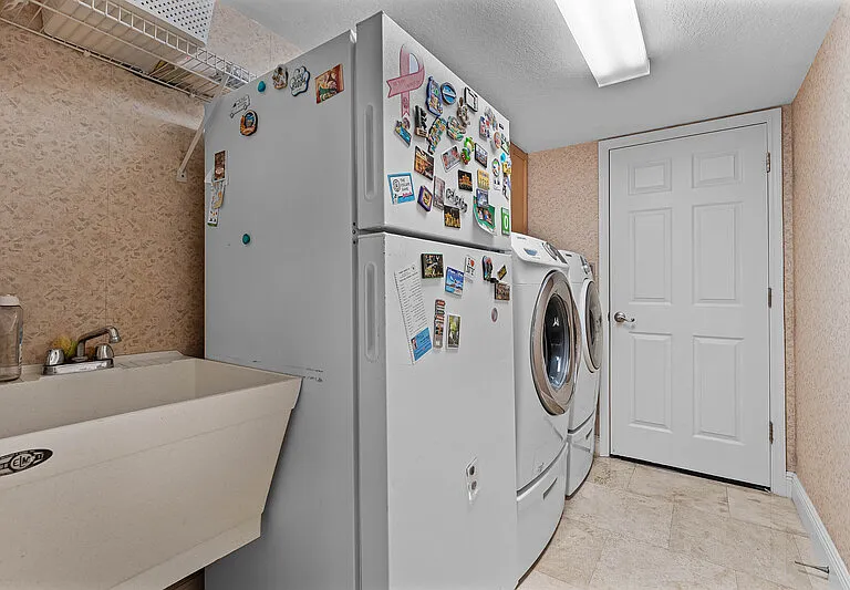 3356 Bellington Dr — Photo 26