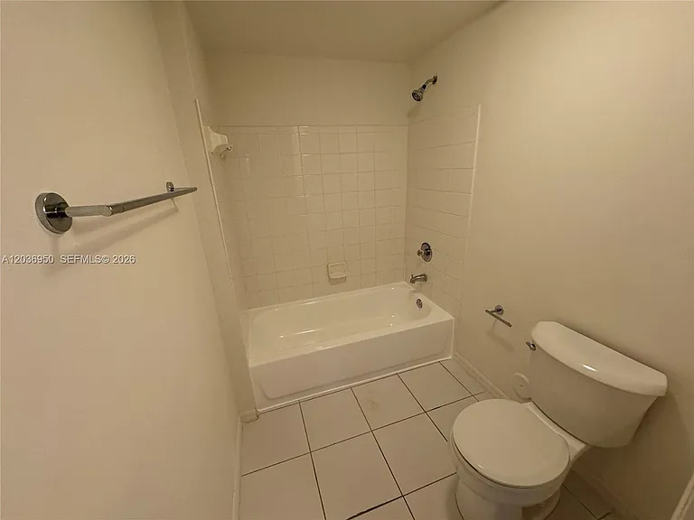 2492 Centergate Dr #102 — Photo 11
