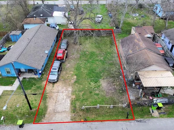 800 Fields Street, Richmond, TX 77469