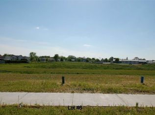 885 Goldfinch Ln, Marshall, WI 53559