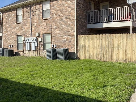 3rd image of 5515 Brookview Ct